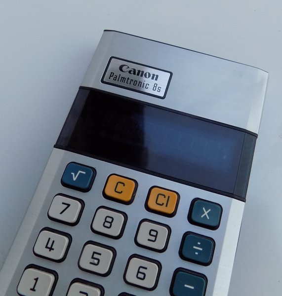 canon_palmtronic8s_detail.jpg, 101kB