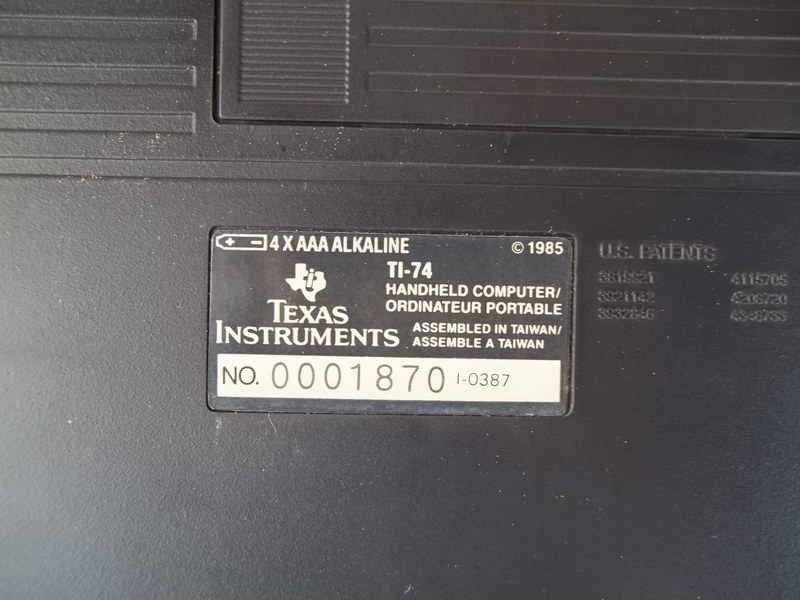 texasinstruments_ti74basicalc_detailvzad.jpg, 188kB