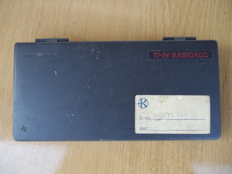 texasinstruments_ti74basicalc_pouzdropred.jpg, 160kB