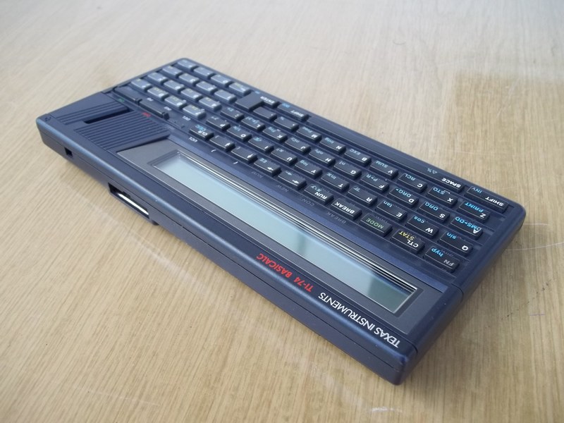 texasinstruments_ti74basicalc_vrch.jpg, 194kB